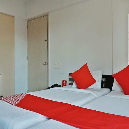 Oyo 12227 Hotel Resonare Baner Pune Exterior foto