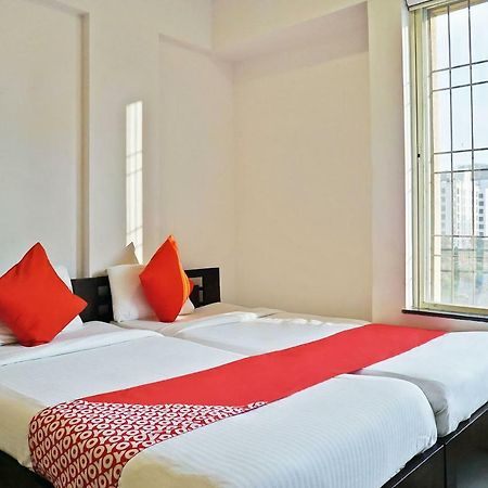 Oyo 12227 Hotel Resonare Baner Pune Exterior foto
